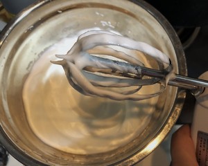 蜜桃戚风的做法 步骤7