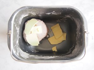 黑麦红枣核桃卷的做法 步骤4