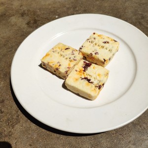 蔓越莓蛋黄酥的做法 步骤8
