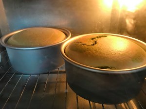 六寸抹茶戚风蛋糕胚不回缩不塌陷制作方法