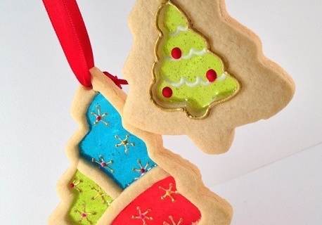 如何制作圣诞彩色玻璃曲奇