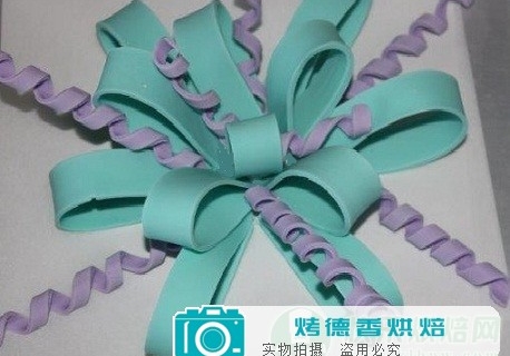 干佩斯彩带球形蝴蝶结 看我这样做
