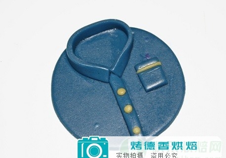 如何制作衬衫纸杯蛋糕