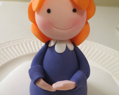 如何制作可爱小女巫蛋糕顶饰