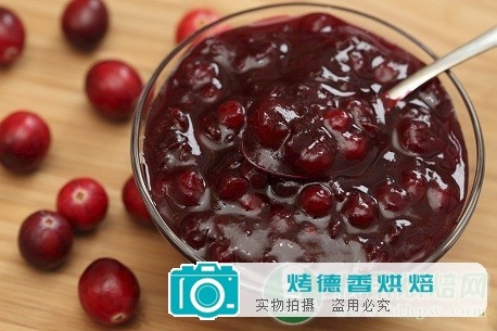 如何制作鲜甜美味的蔓越莓酱