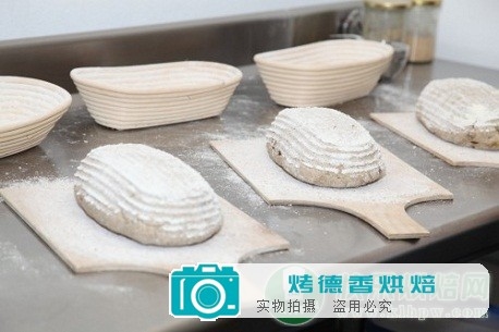 工艺面包制作的小窍门