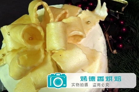 让你的节日蛋糕穿上蝴蝶结
