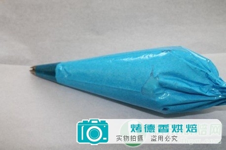 如何制作玫瑰蛋白甜饼