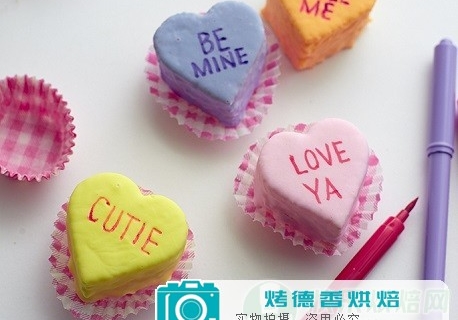 如何制作情人节迷你小蛋糕