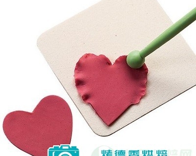 如何制作翻糖梦幻鲜花