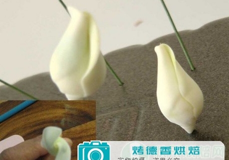 如何制作干佩斯或翻糖彩虹玫瑰