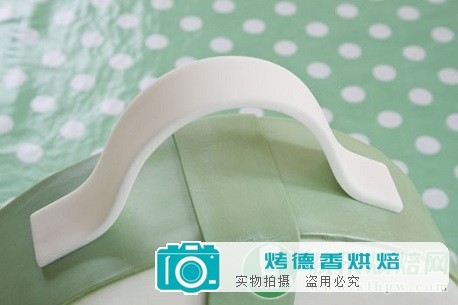 如何制作手提钱包蛋糕