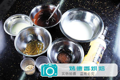 手把手教你制作巧克力蛋慕斯
