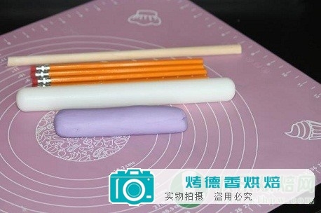 干佩斯彩带球形蝴蝶结 看我这样做