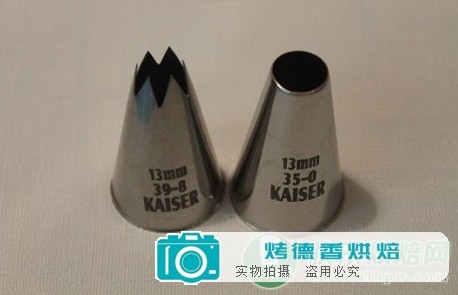 如何制作玫瑰蛋白甜饼