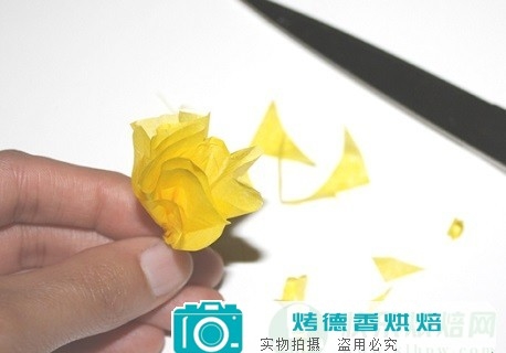 教你用棒棒糖蛋糕制作节日蛋糕