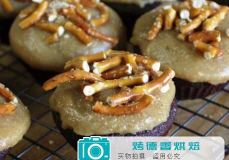 让人爱不释手的10个纸杯蛋糕的制作创意