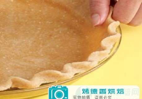 制作派饼的装饰花边