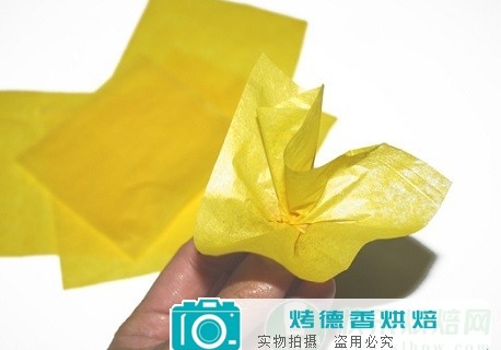 教你用棒棒糖蛋糕制作节日蛋糕