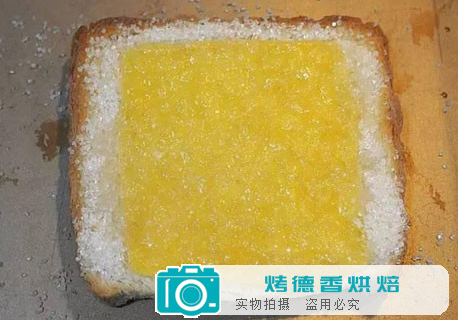 日本正热的“恶魔吐司”做法！