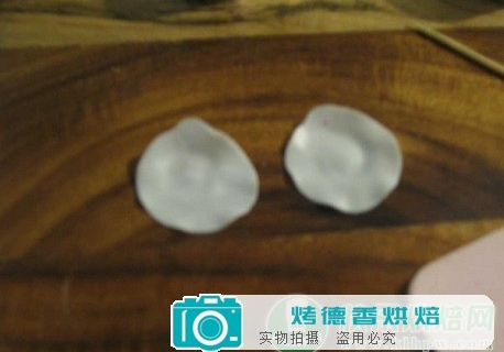 如何制作干佩斯或翻糖彩虹玫瑰