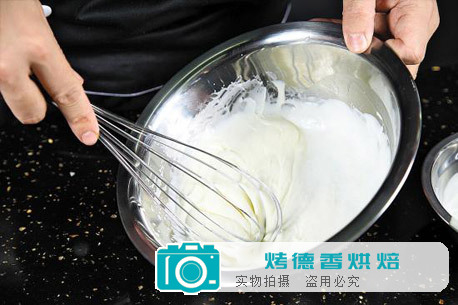 手把手教你制作巧克力蛋慕斯