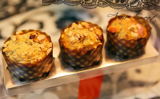 吃货电烤箱食谱：香蕉核桃玛芬的做法#^_^#【中级篇】