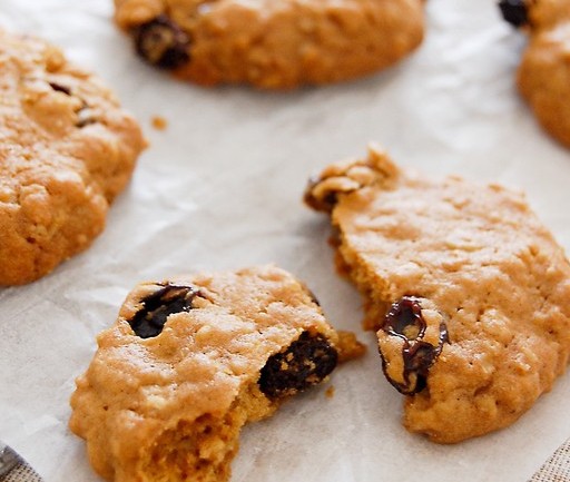 简单的葡萄干燕麦饼干制作方法