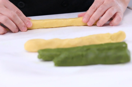 曲奇烘焙食谱:抹茶格子曲奇制作方法