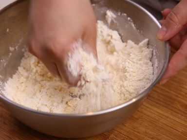 烘焙食谱-蓝莓软曲奇制作方法