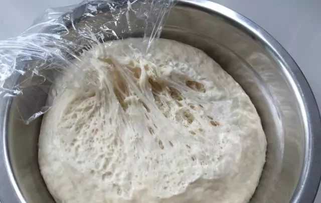 为什么你做面包80%的时候都不成功?就因为不懂判断这三个发酵过程!