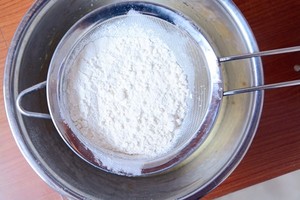 最基础的戚风蛋糕制作方法