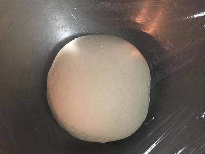 可爱的小狮子起司面包