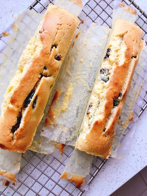 黑加仑蔓越莓朗姆酒柠檬磅蛋糕