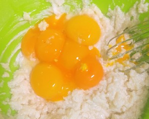 椰丝戚风（水浴法）蛋糕烘焙食谱