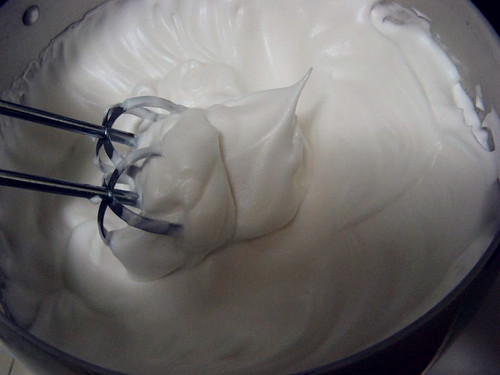 手工打发淡奶油的技巧-新手必看！！