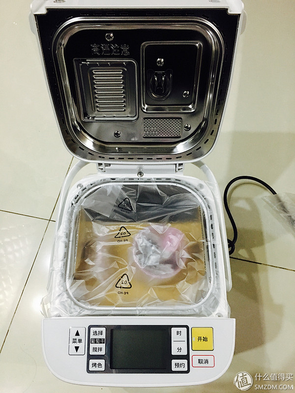 松下面包机型号对比？Panasonic/松下SD-PT1000面包机使用体验！看开箱！