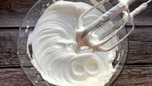 六寸戚风蛋糕 小白版-烘焙食谱