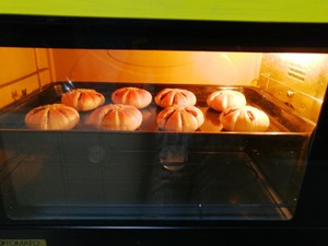 悠然花式豆沙面包