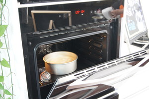 8寸戚风蛋糕（嵌入式烤箱）烘焙食谱