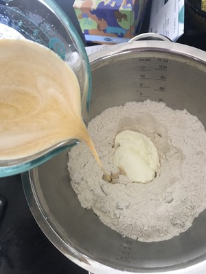 复活节十字面包制作方法