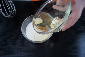 8寸戚风蛋糕（嵌入式烤箱）烘焙食谱