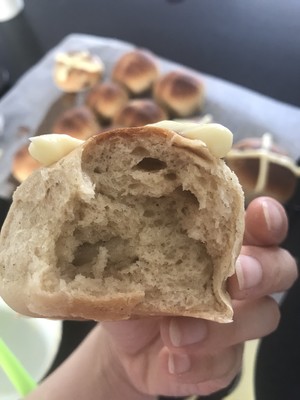 复活节十字面包制作方法