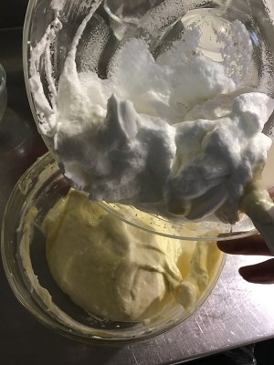 堂妈的酸奶戚风蛋糕制作方法