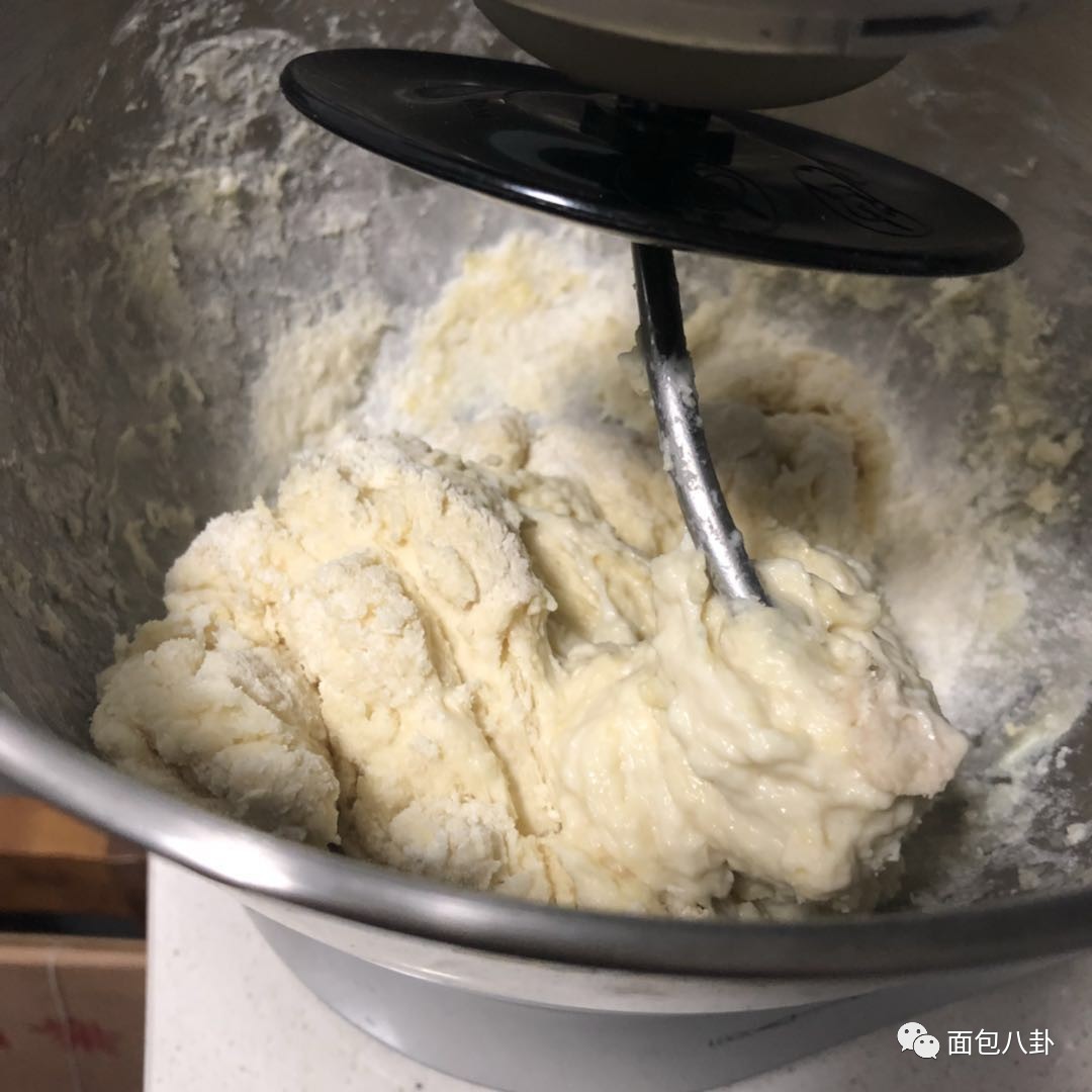 做面包一定要揉出膜吗？