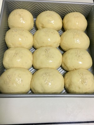 淡奶油肉松小餐包制作方法