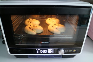 超软乳酪蜜蜜豆软欧包制作方法