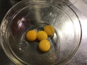 堂妈的酸奶戚风蛋糕制作方法