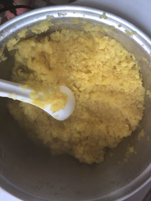 台湾土凤梨酥~酥到掉渣制作方法