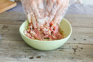 牛肉米汉堡 制作食谱